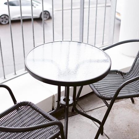 Pass The Keys Stylish 2Bed Rental Unit Glasgow Green エクステリア 写真