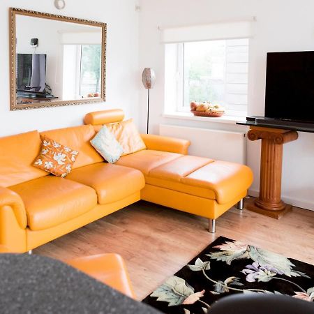 Pass The Keys Stylish 2Bed Rental Unit Glasgow Green エクステリア 写真
