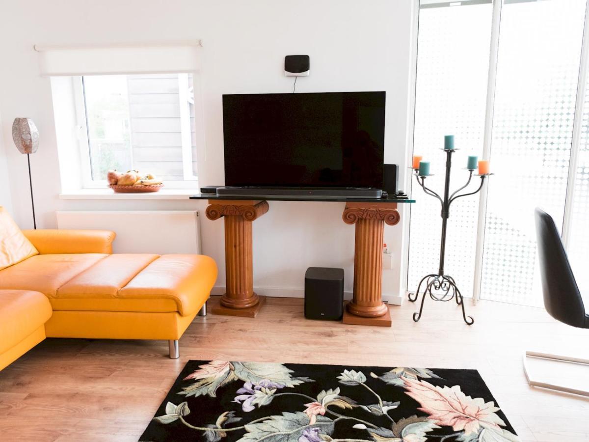 Pass The Keys Stylish 2Bed Rental Unit Glasgow Green エクステリア 写真