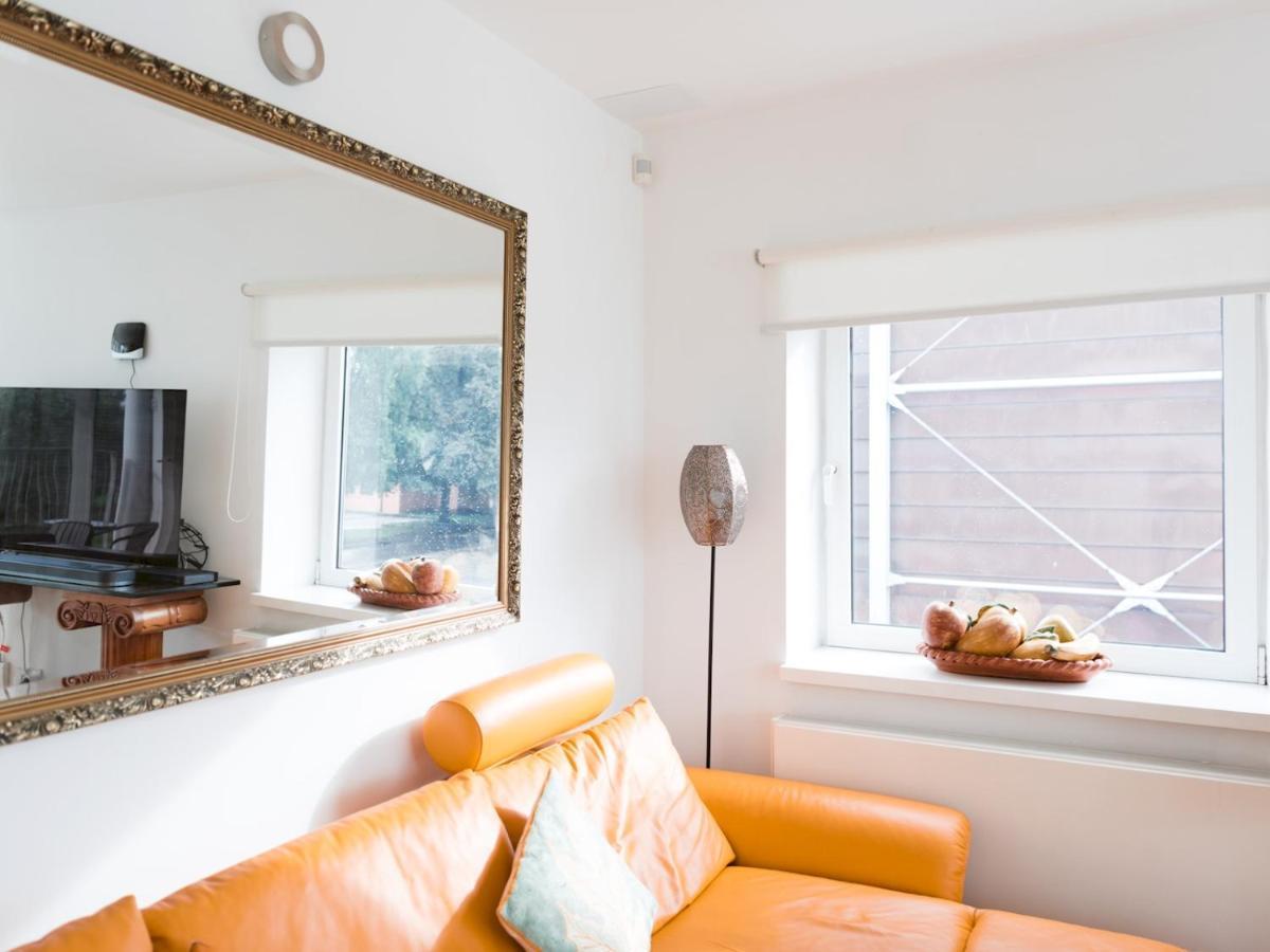 Pass The Keys Stylish 2Bed Rental Unit Glasgow Green エクステリア 写真