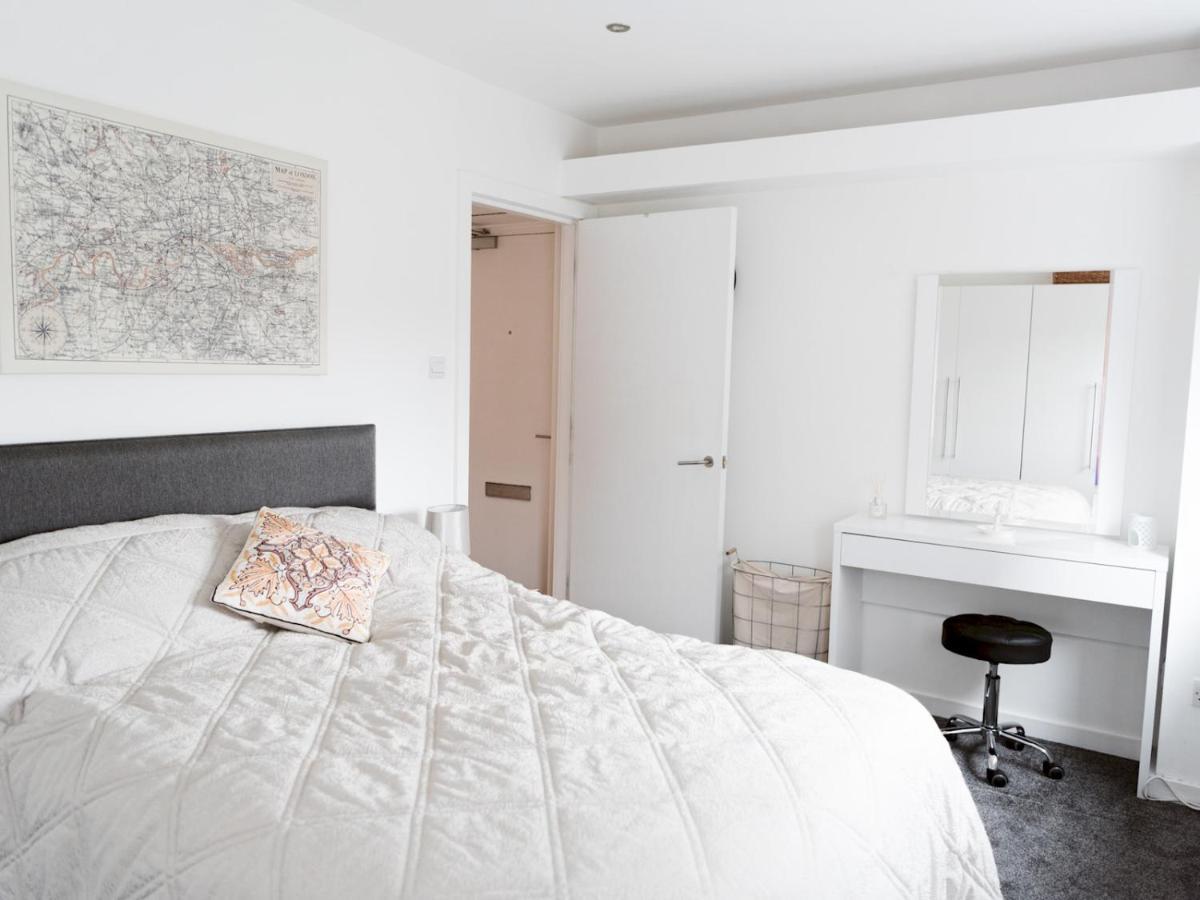 Pass The Keys Stylish 2Bed Rental Unit Glasgow Green エクステリア 写真