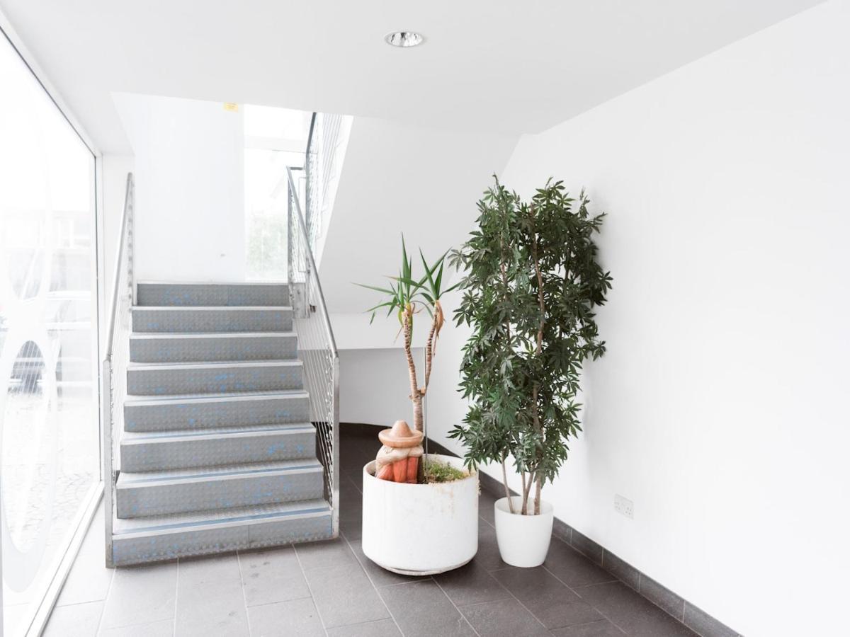 Pass The Keys Stylish 2Bed Rental Unit Glasgow Green エクステリア 写真