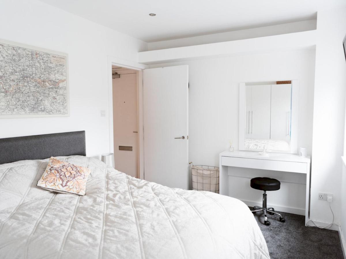 Pass The Keys Stylish 2Bed Rental Unit Glasgow Green エクステリア 写真